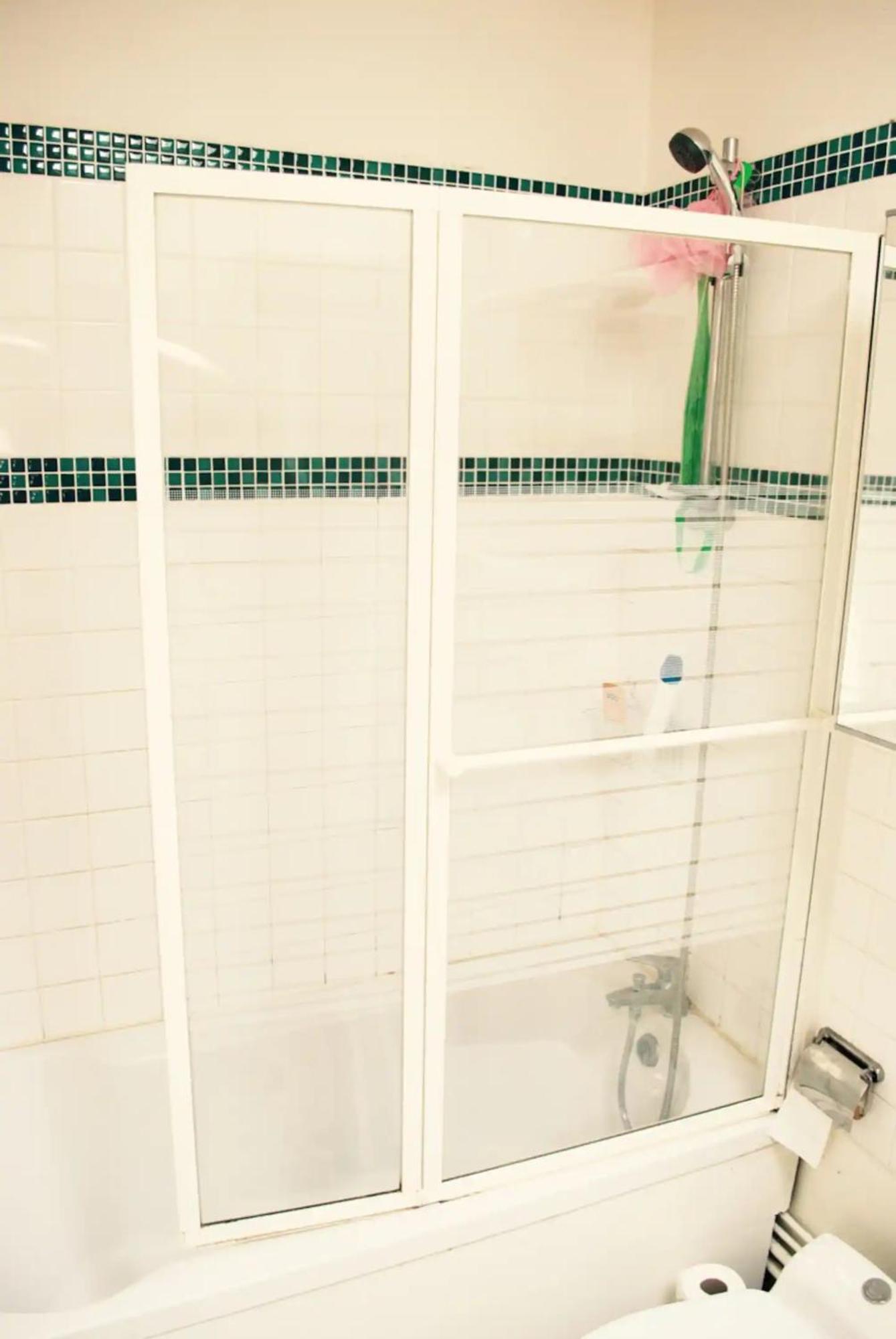 Chambre 2 Pers, Repas Et Taxi Cdg Extra Aulnay-sous-Bois Exterior foto